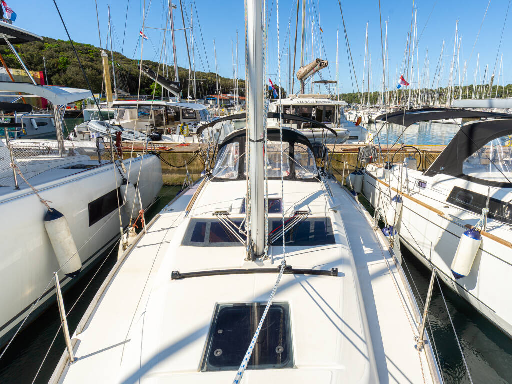 Dufour 360 Grand Large Draco