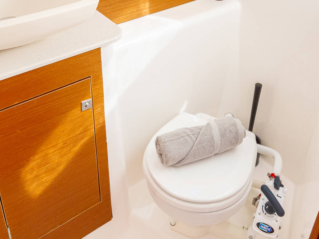 Dufour 360 Grand Large Draco