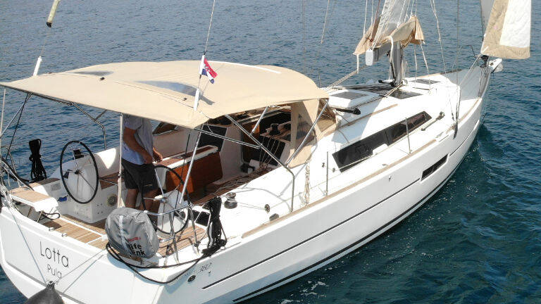 Dufour 382 GL Lotta