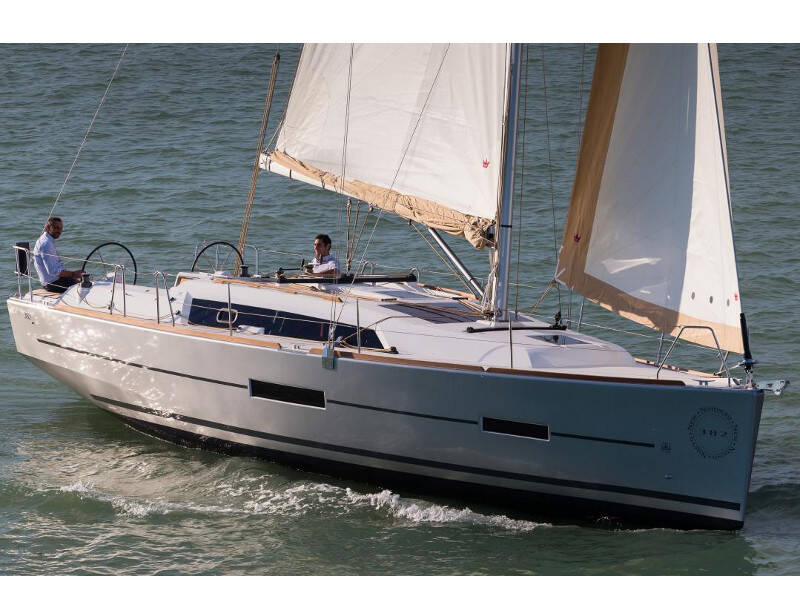 Dufour 382 GL • Prince Folegandros