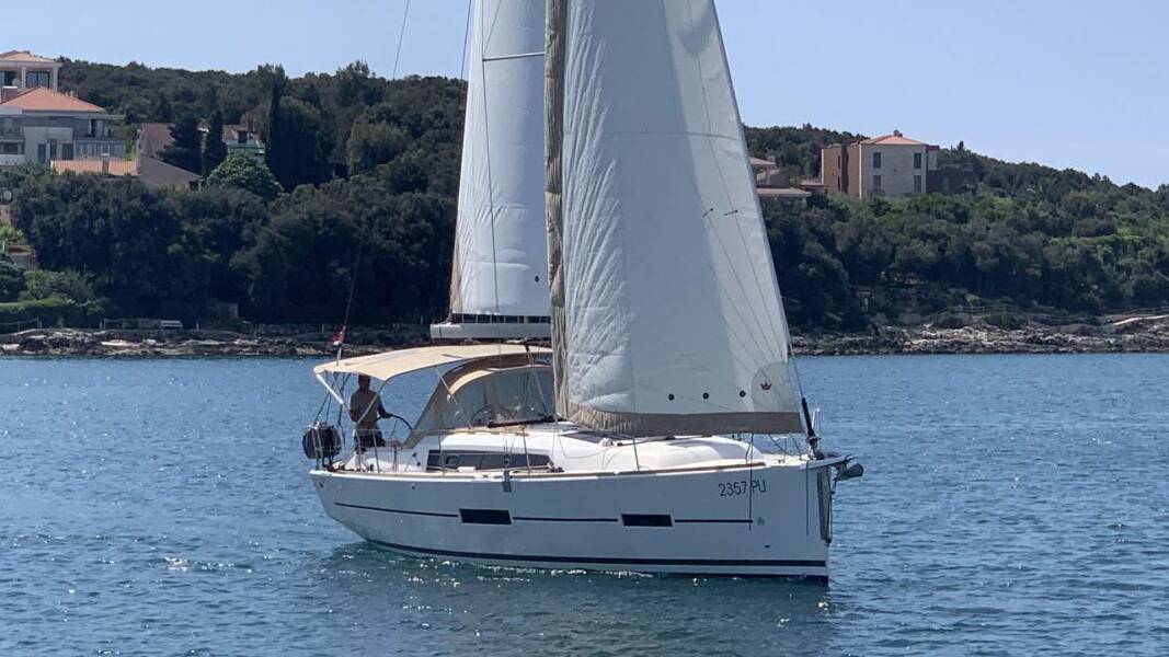 Dufour 382 GL Lia