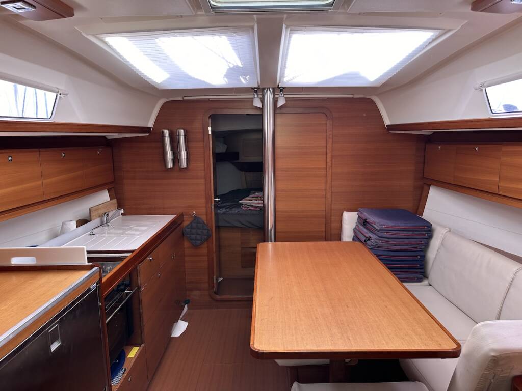 Dufour 382 GL 