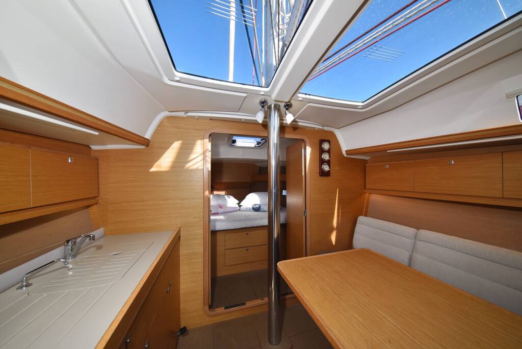 Dufour 382 Sunset