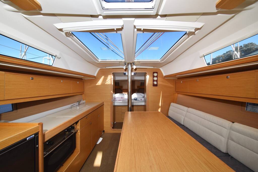 Dufour 382 Sunset