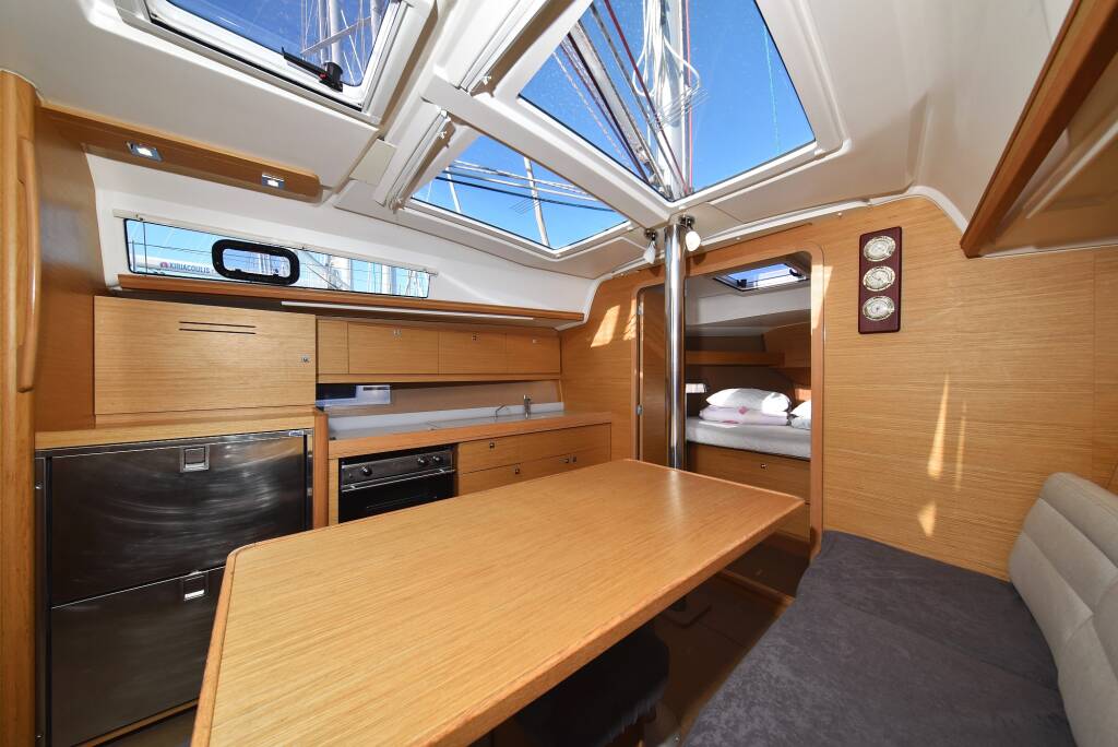 Dufour 382 Sunset