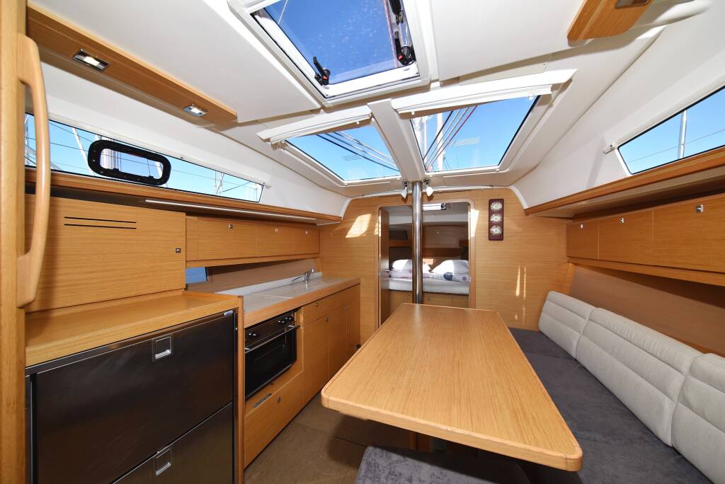 Dufour 382 Sunset
