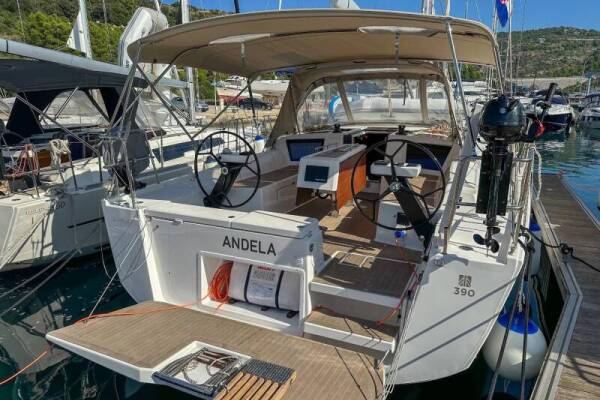 Dufour 390 GL Andela