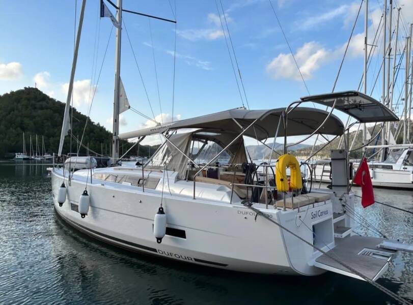 Dufour 390 GL • Sail Corvus