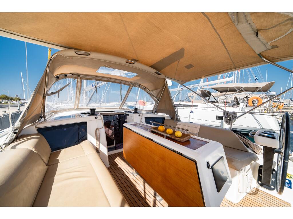 Dufour 390 Grand Large ARTEMIS