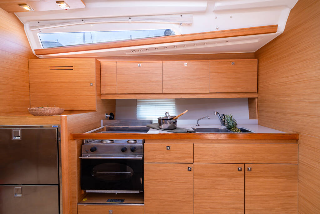 Dufour 390 Grand Large ARTEMIS