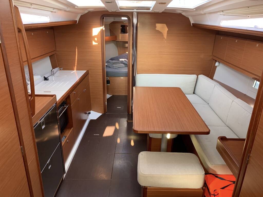 Dufour 390 Grand Large Barracuda