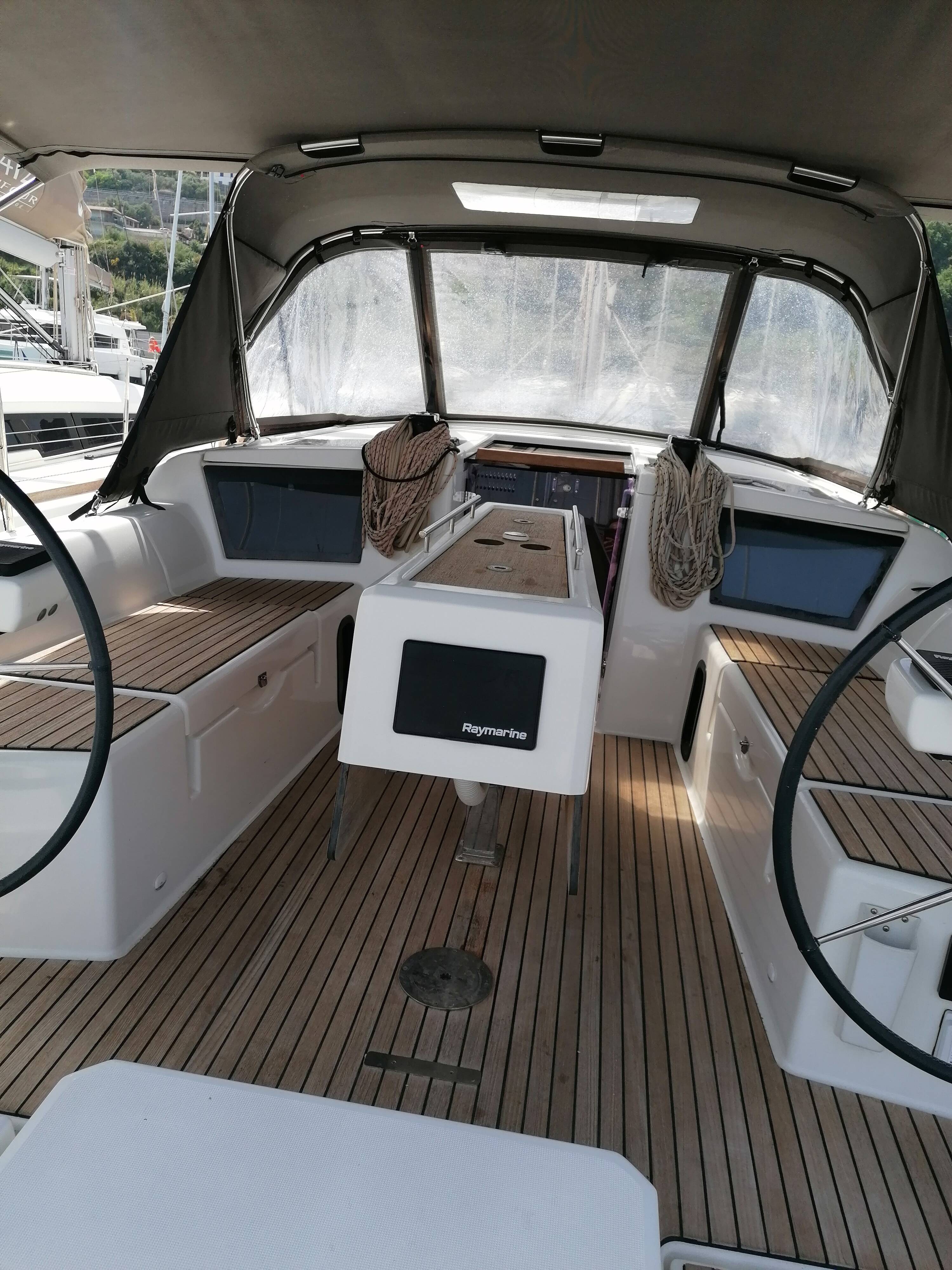 Dufour 390 Grand Large Parbleu