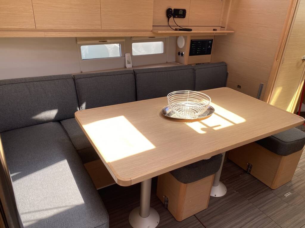 Dufour 390 Grand Large Musica