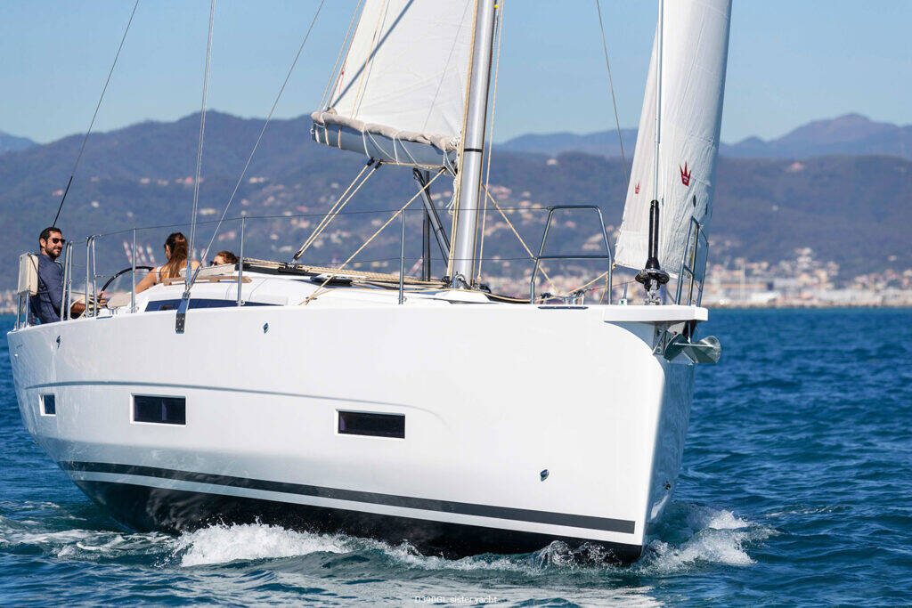 Dufour 390 Grand Large Swell