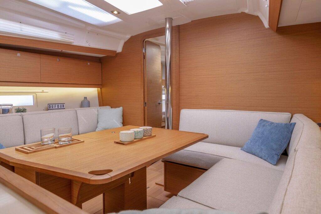 Dufour 390 Grand Large Swell
