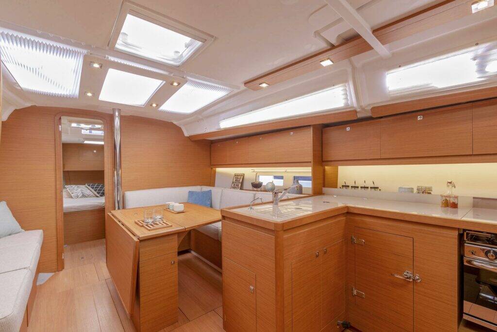 Dufour 390 Grand Large Swell