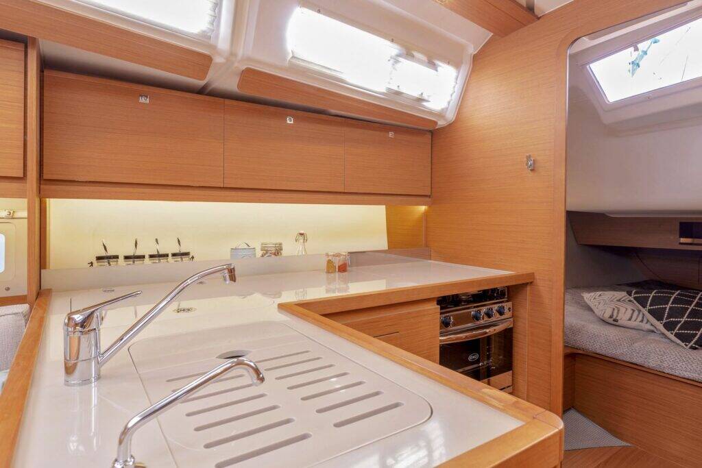 Dufour 390 Grand Large Swell