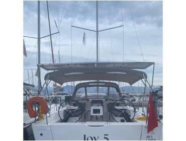 Dufour 390 Grand Large Joy 5