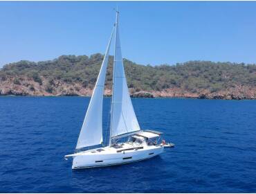 Dufour 390 Grand Large Joy 5