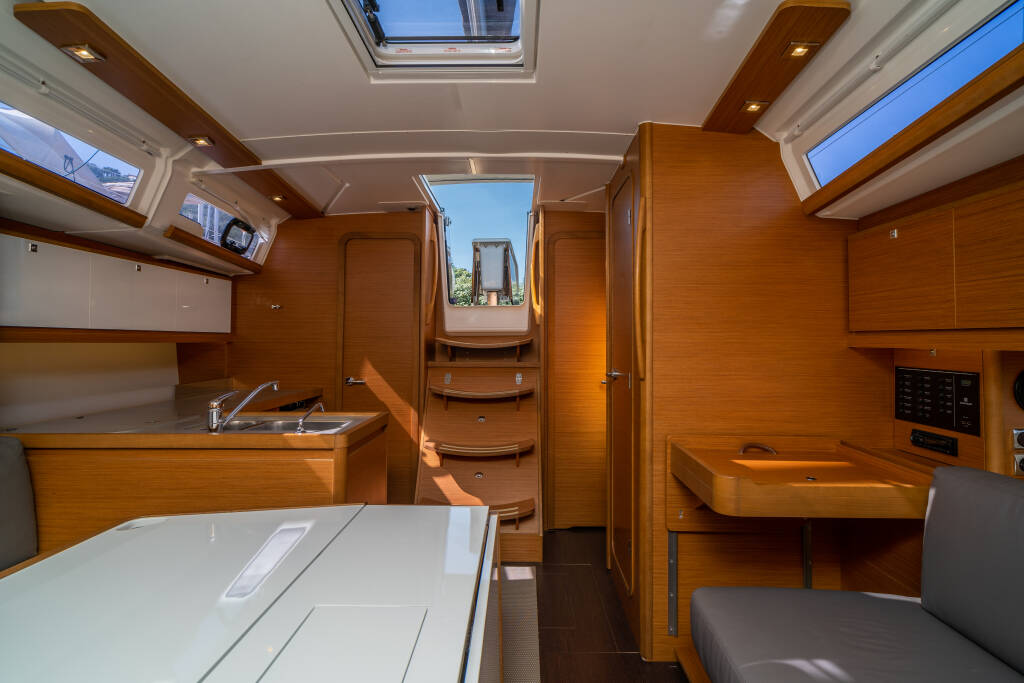 Dufour 390 Grand Large Giustina