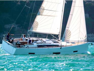 Dufour 390  • Gin Fizz