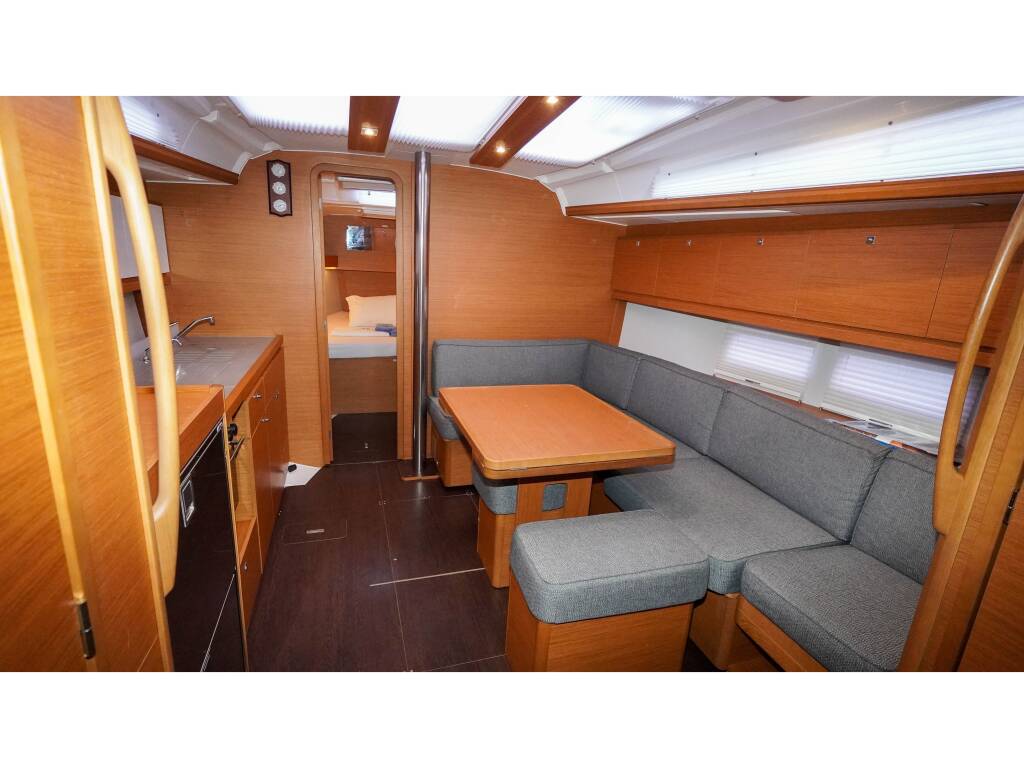 Dufour 390 Lady D