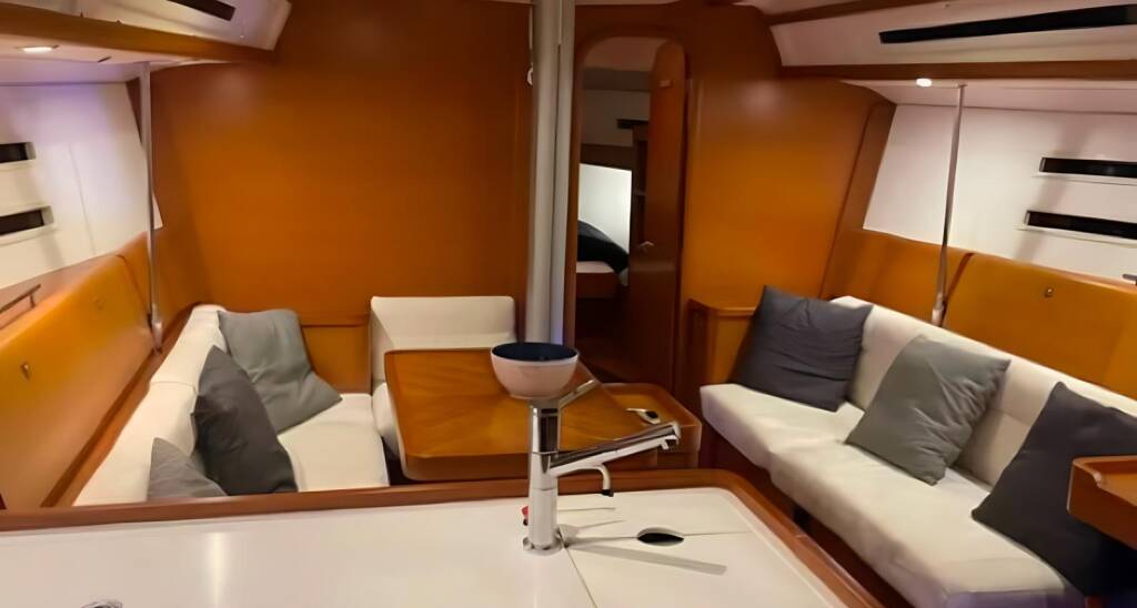 Dufour 40 E Performance Avel Heol