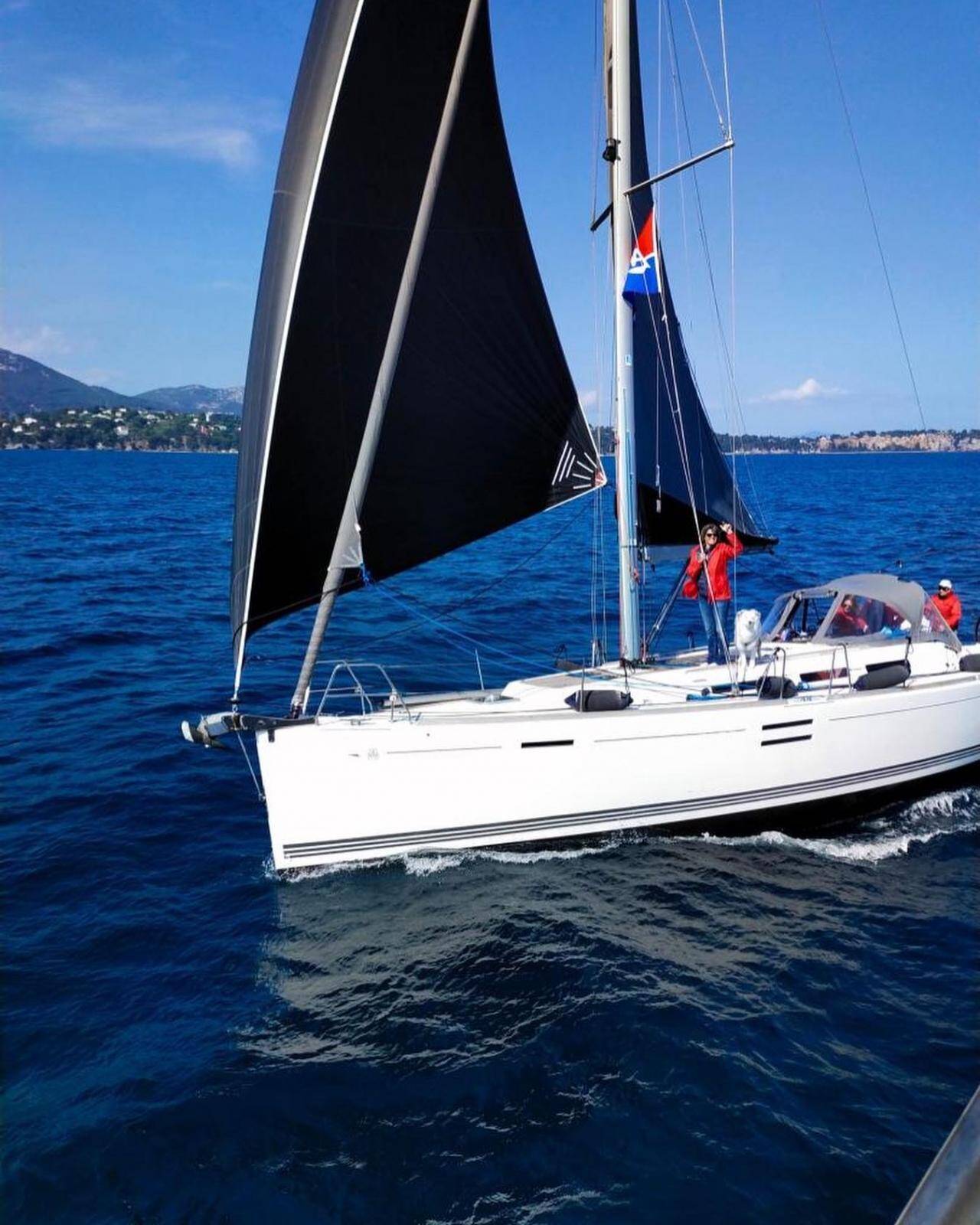 Dufour 40 E Performance Avel Heol