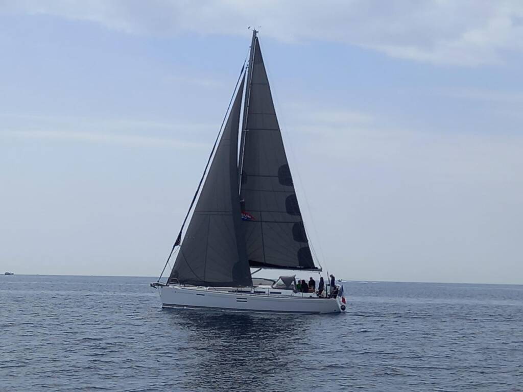 Dufour 40 E Performance Avel Heol