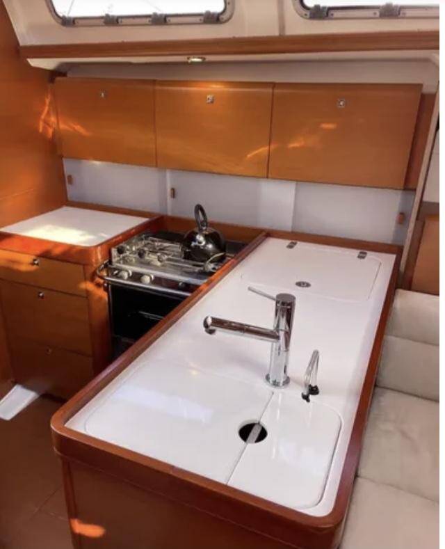 Dufour 40 E Performance Avel Heol