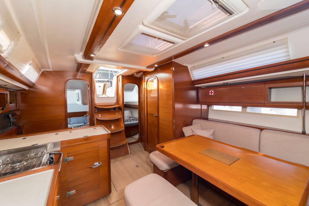 Dufour 405 Grand Large Daphne-S