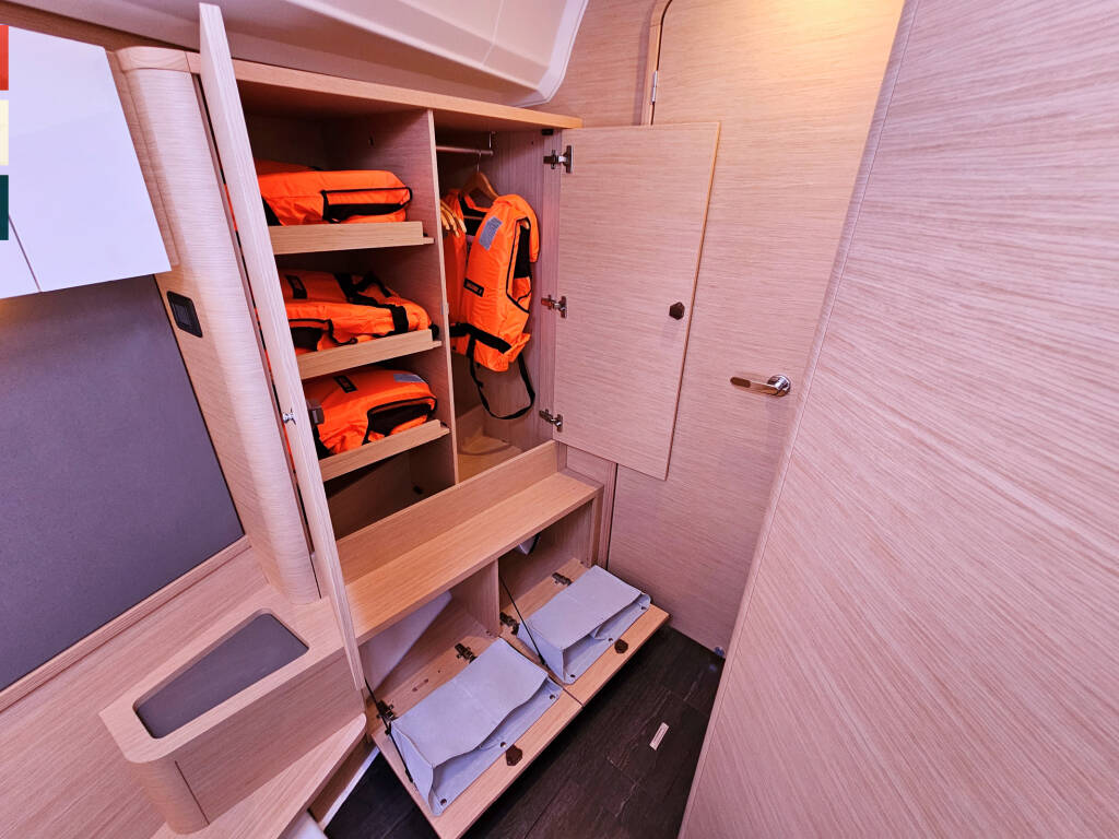 Dufour 41 Grand Large Mila (A/C & gen)