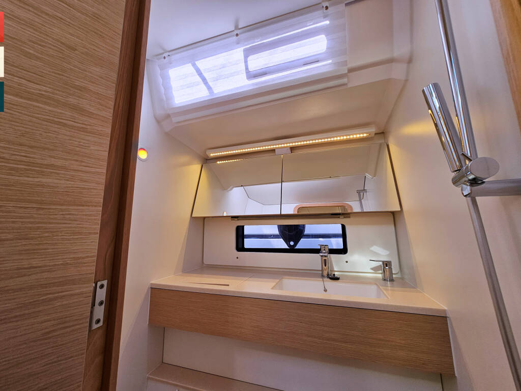 Dufour 41 Grand Large Mila (A/C & gen)