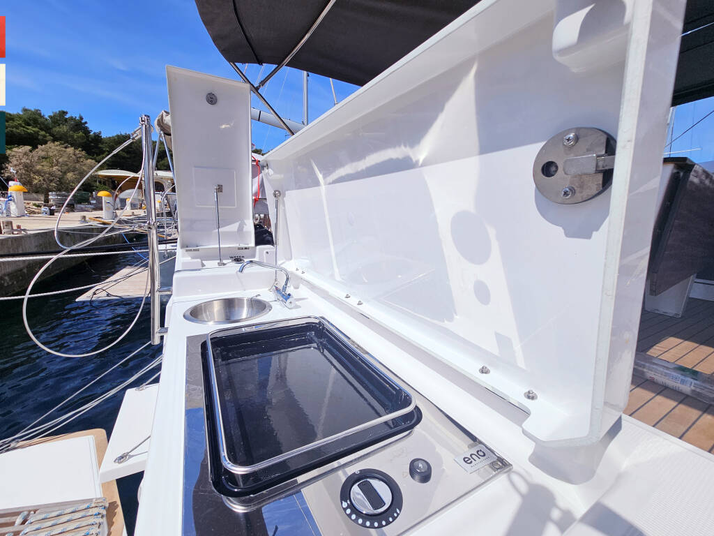 Dufour 41 Grand Large Mila (A/C & gen)