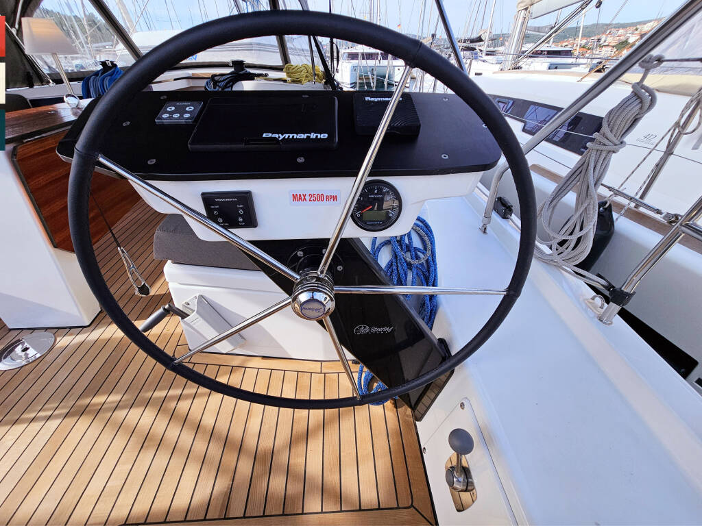 Dufour 41 Grand Large Mila (A/C & gen)