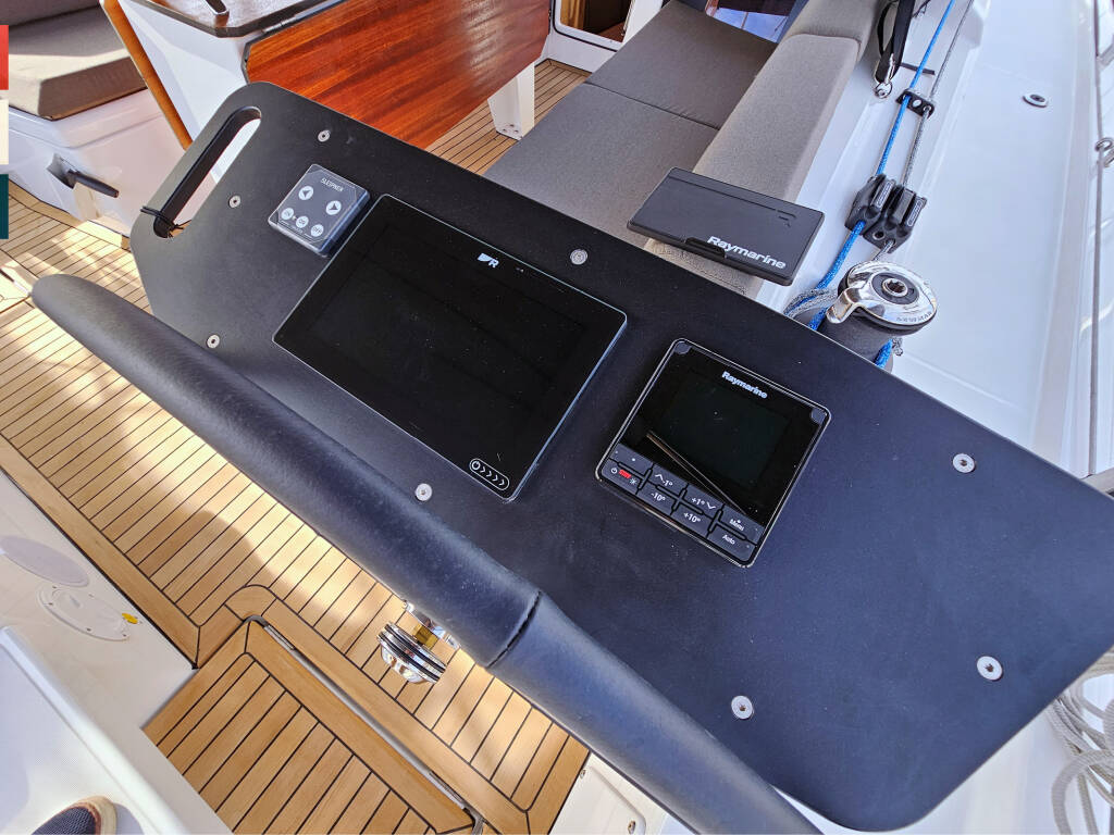 Dufour 41 Grand Large Mila (A/C & gen)