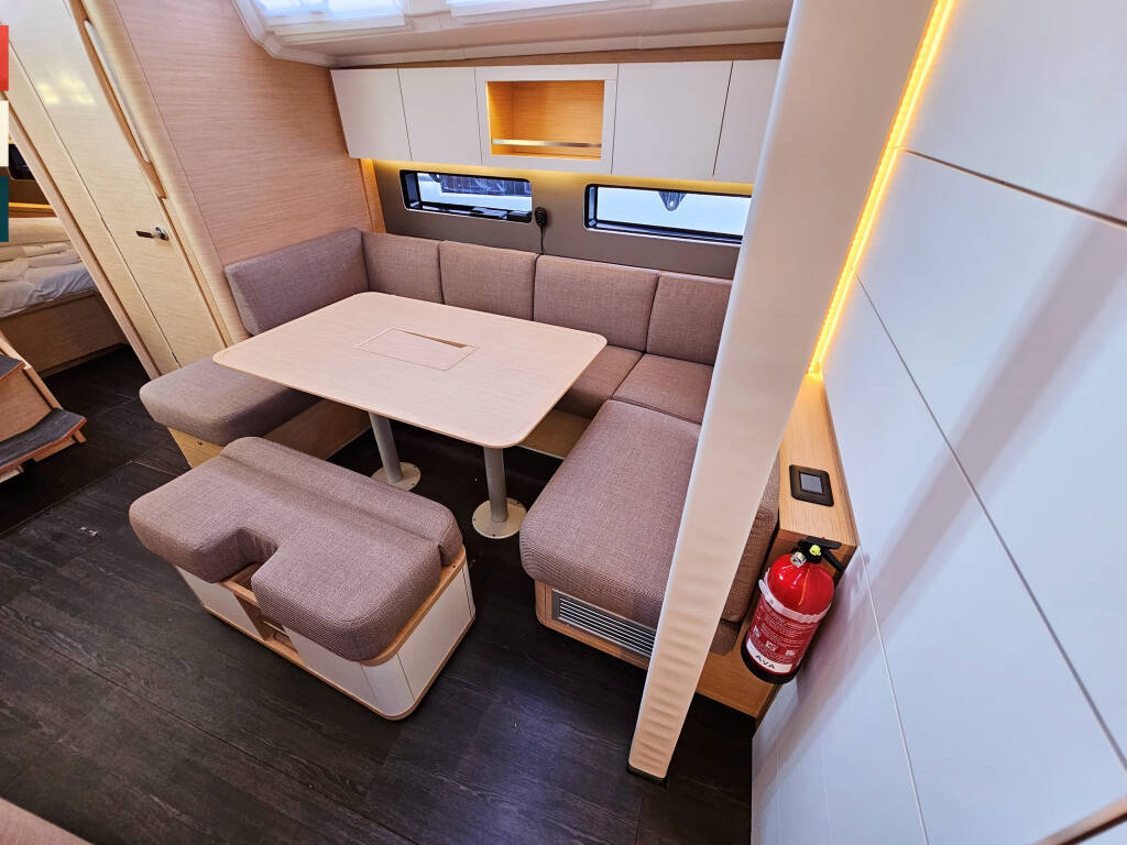 Dufour 41 Grand Large Dunya (A/C & gen)