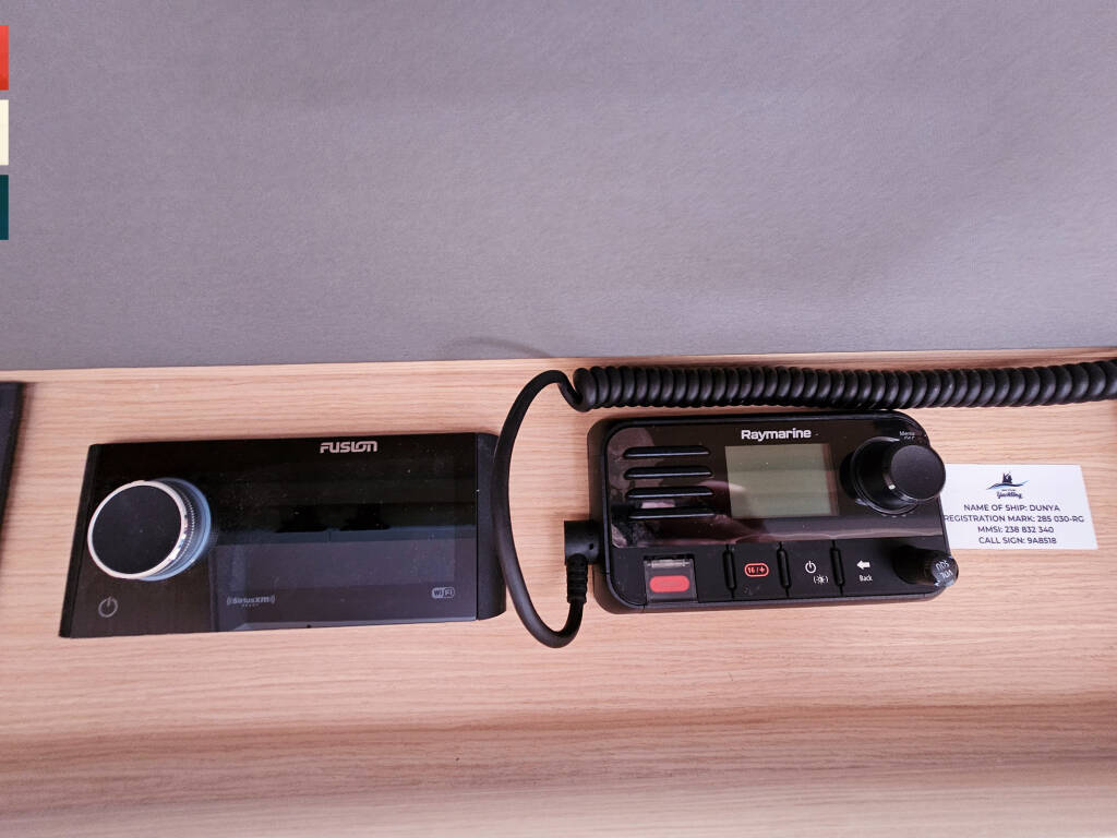 Dufour 41 Grand Large Dunya (A/C & gen)