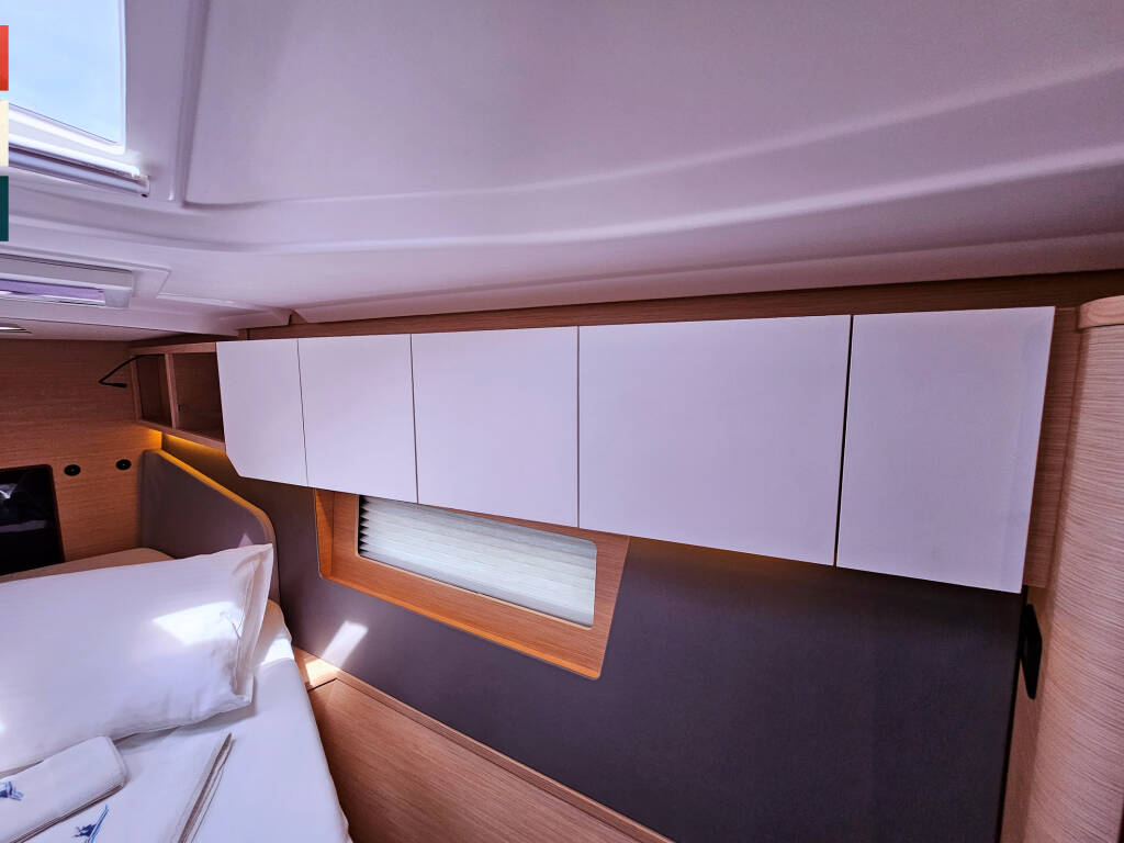 Dufour 41 Grand Large Dunya (A/C & gen)