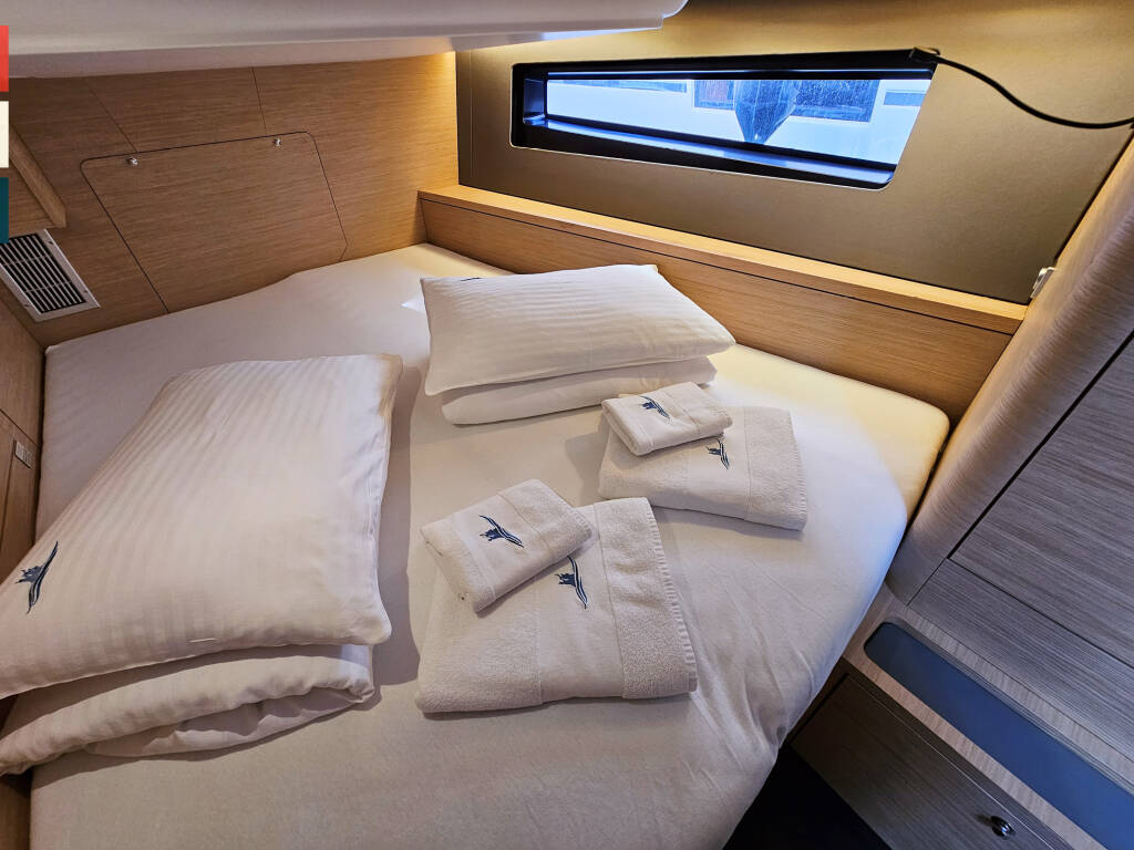 Dufour 41 Grand Large Dunya (A/C & gen)