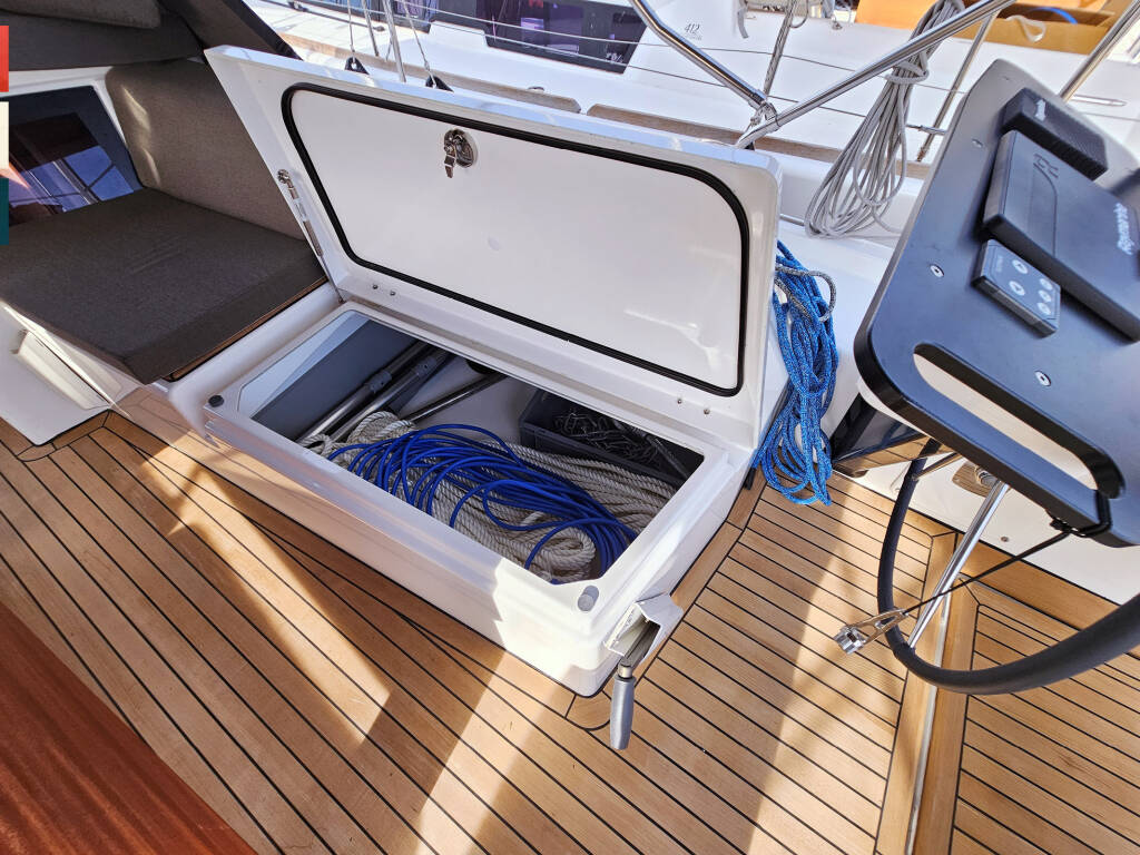 Dufour 41 Grand Large Dunya (A/C & gen)