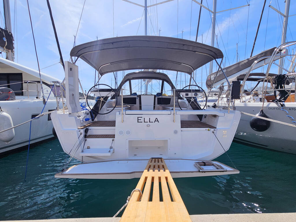Dufour 41 Ella (A/C & gen)