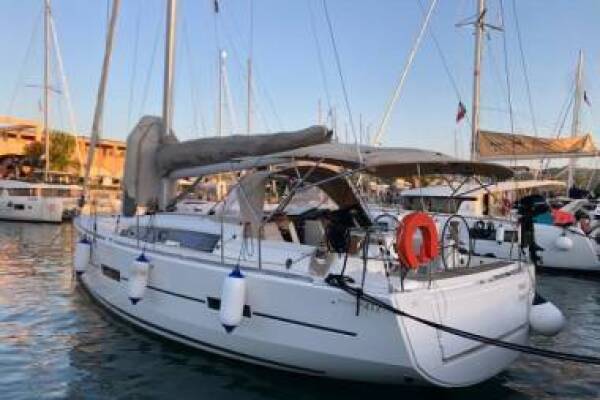 Dufour 412 GL Rose De Mer