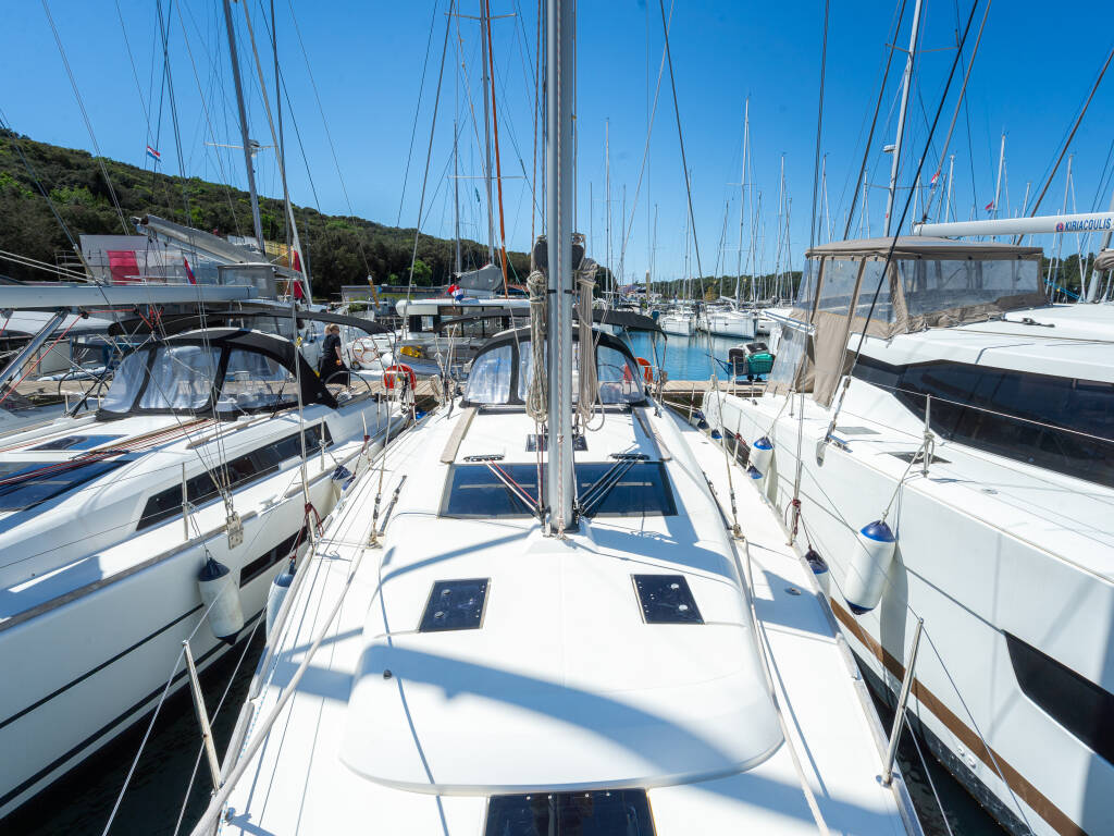 Dufour 412 Grand Large Apus