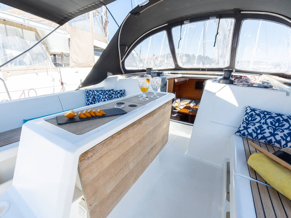 Dufour 412 Grand Large Apus