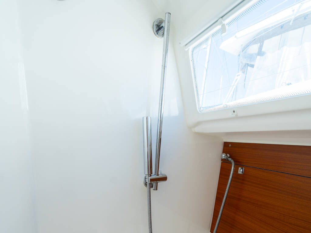 Dufour 412 Grand Large Apus