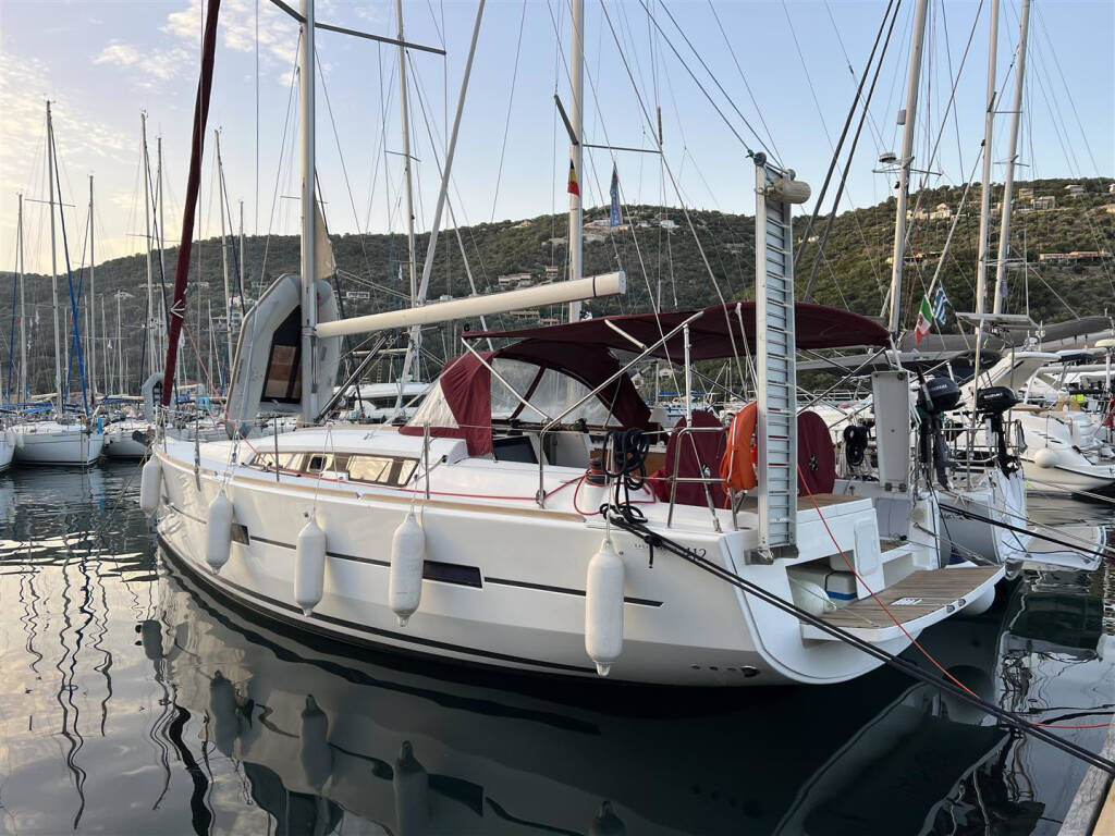 Dufour 412 Grand large AINA