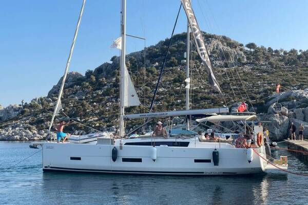 Dufour 430 GL • Isabella