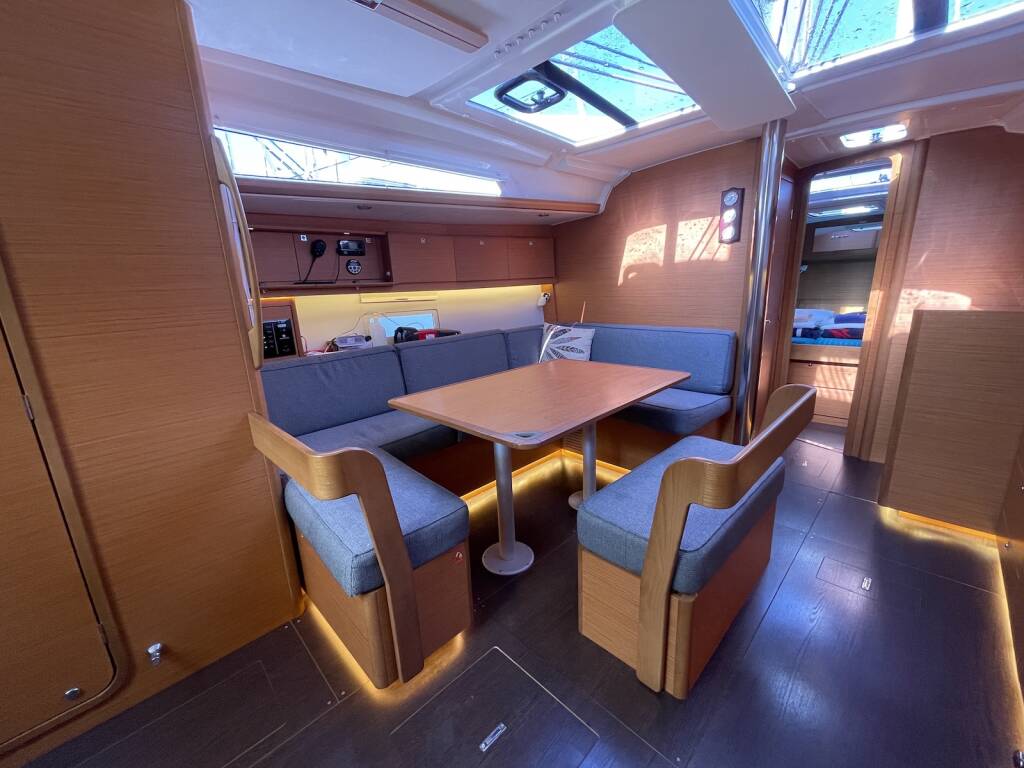 Dufour 430 GL Sweet