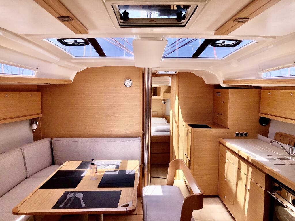 Dufour 430 Grand Large TBA